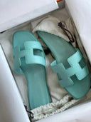 HÉRMS CYAN SANDALS