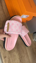 LÉNS MULES SANDALS