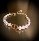 CD PEARLED BRACELET