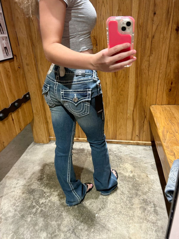 Xenia B. | Customer
